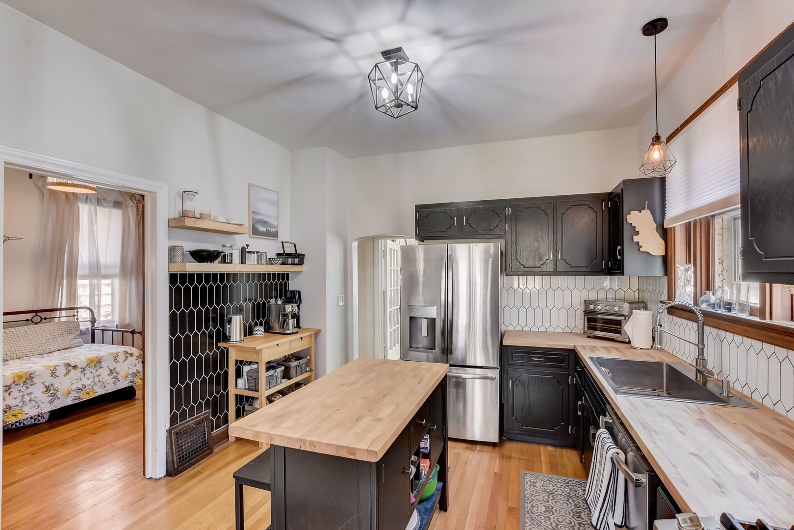 1728 W 99th Street