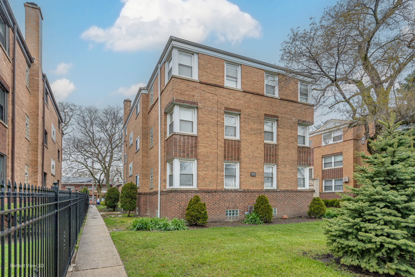 1528 N Harlem Avenue Unit: 2W