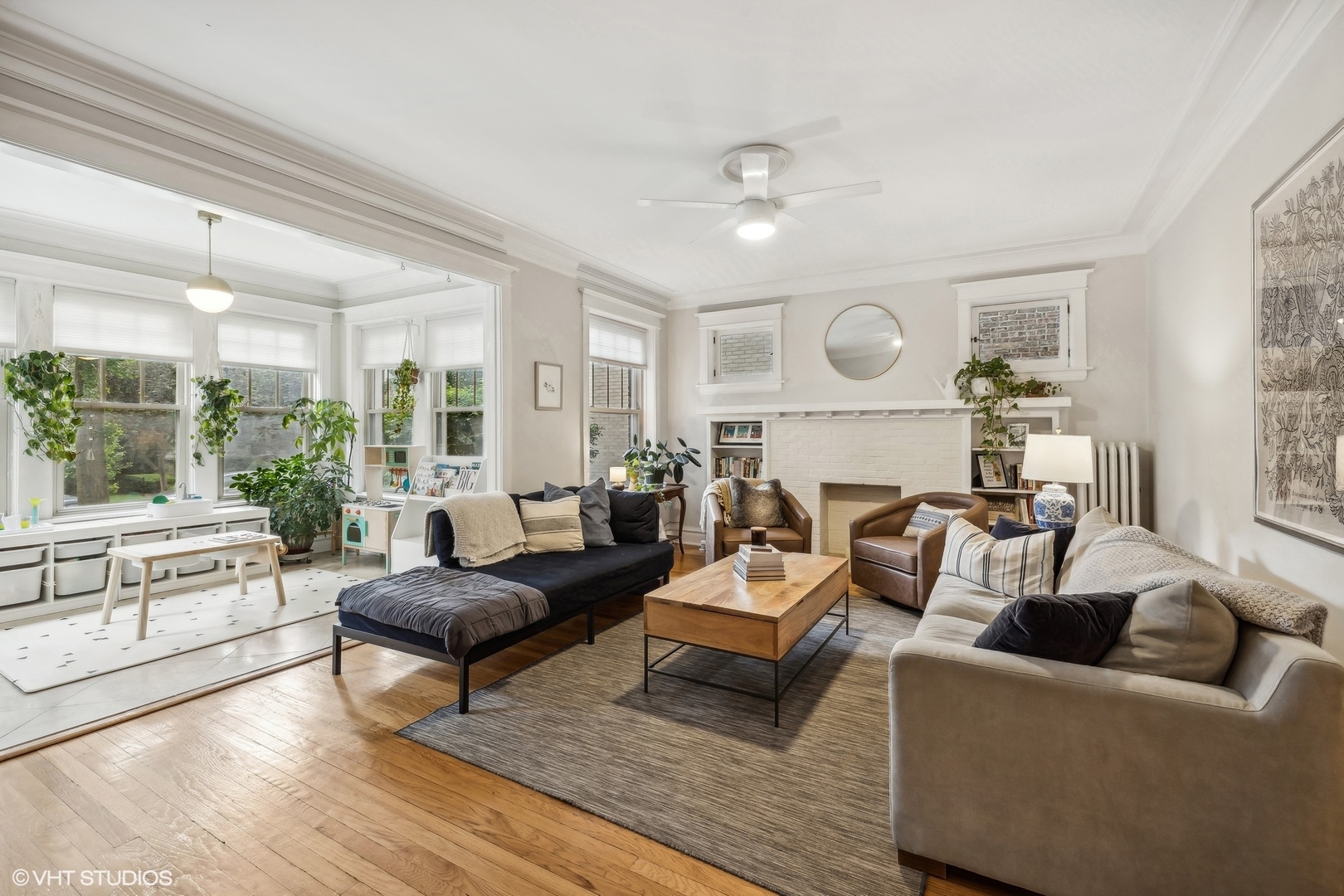 329 S Oak Park Avenue Unit: 1S