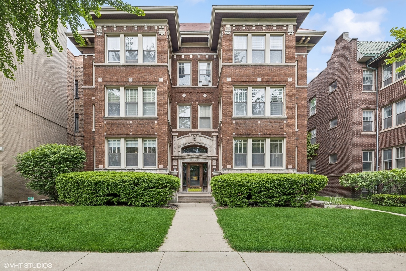 329 S Oak Park Avenue Unit: 1S