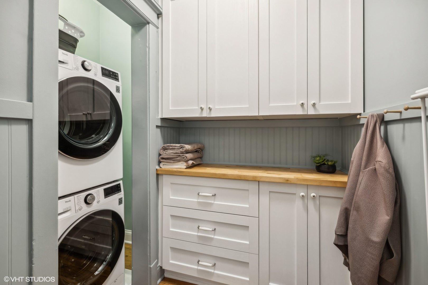 329 S Oak Park Avenue Unit: 1S