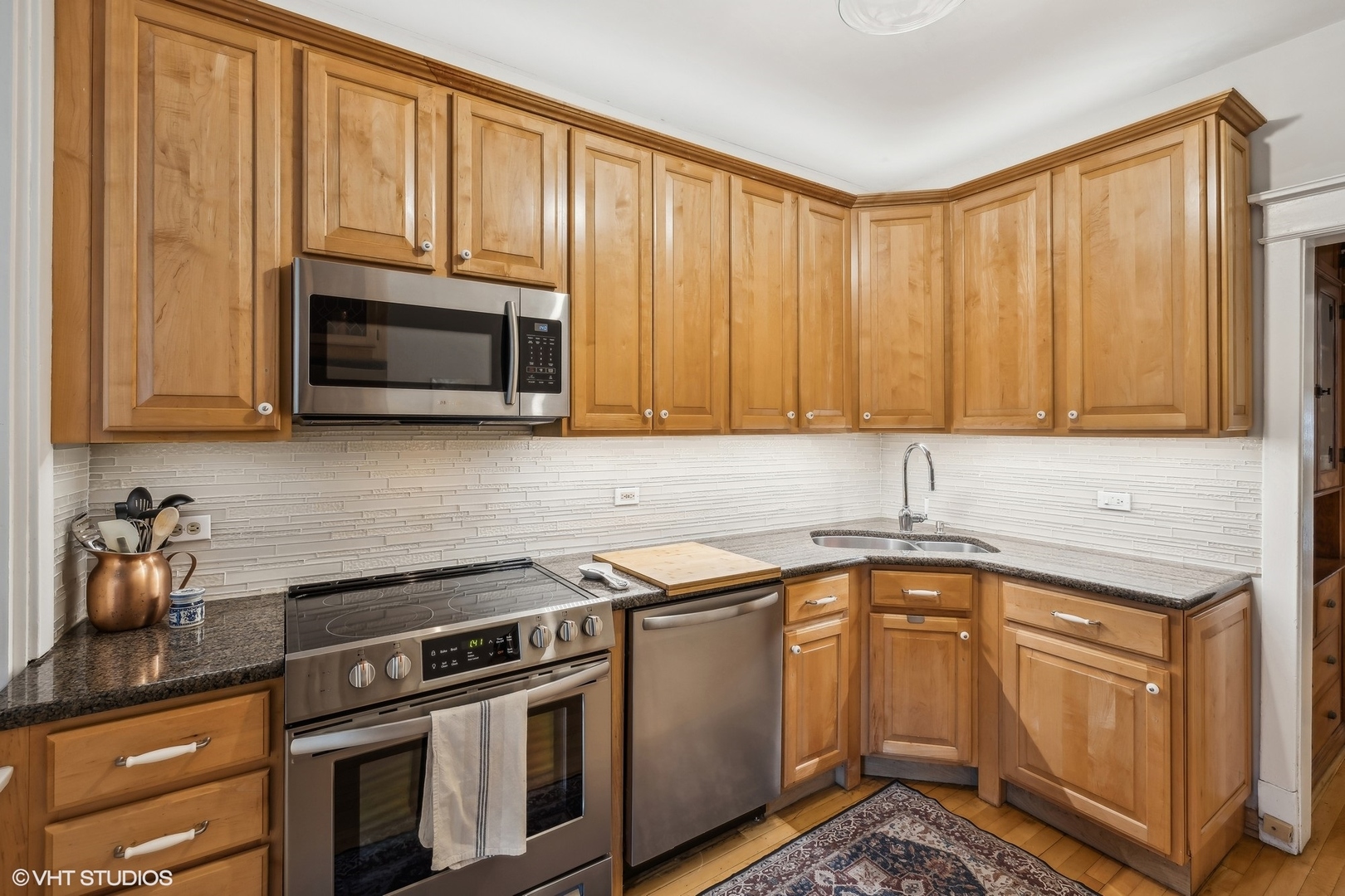 329 S Oak Park Avenue Unit: 1S