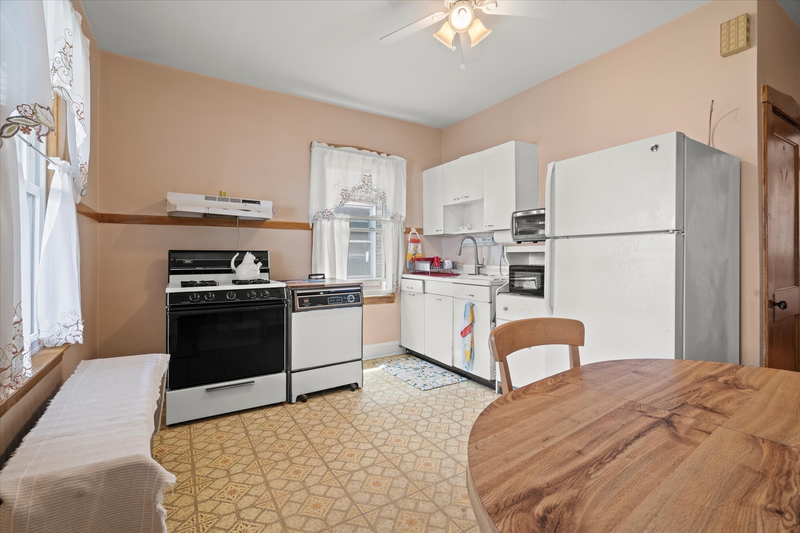 2605 N Oak Park Avenue