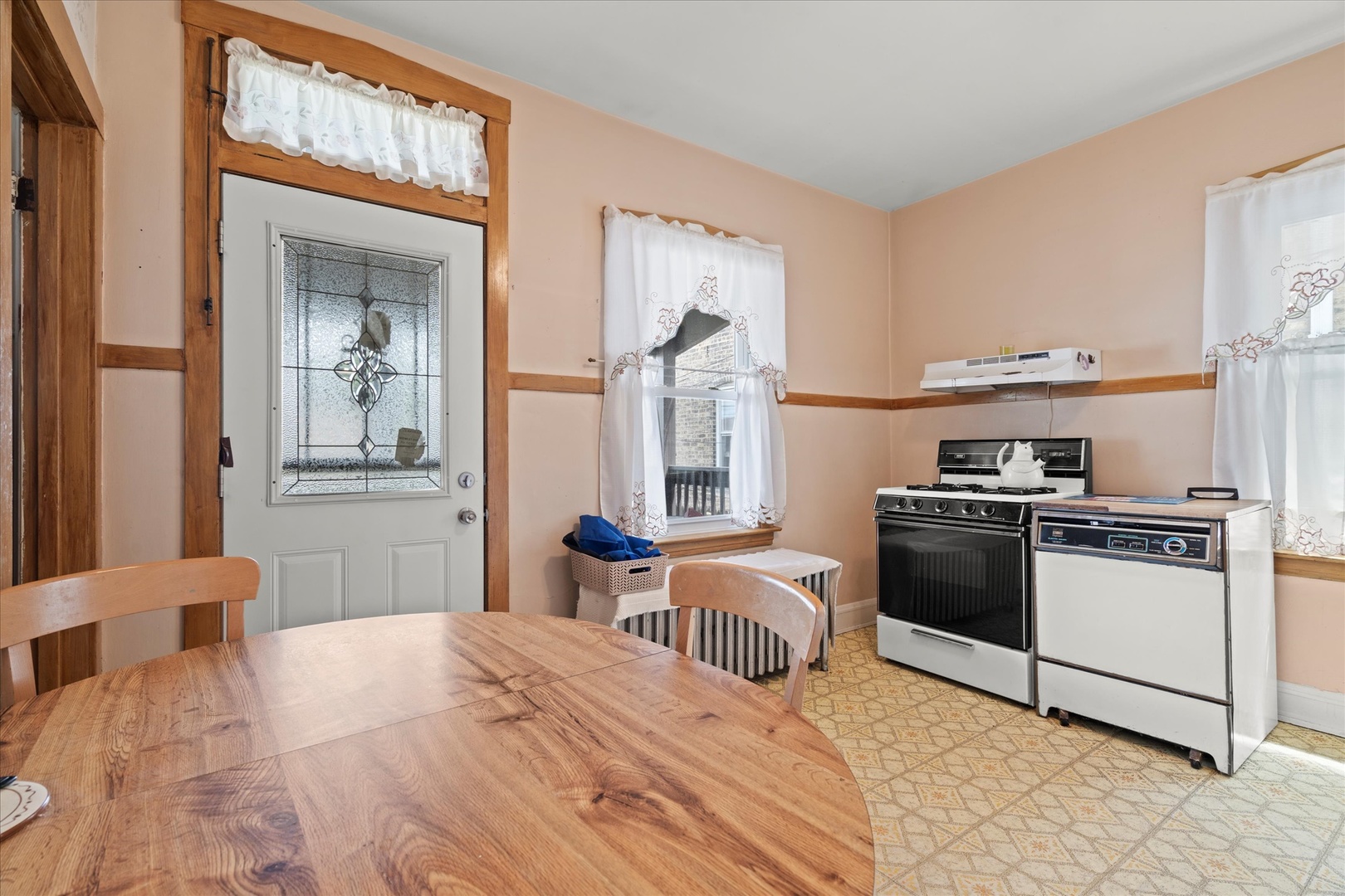 2605 N Oak Park Avenue