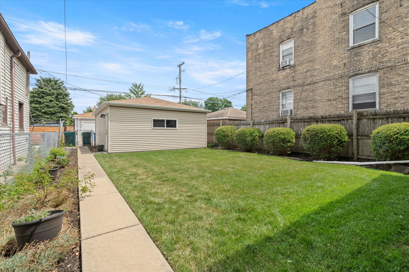 2605 N Oak Park Avenue