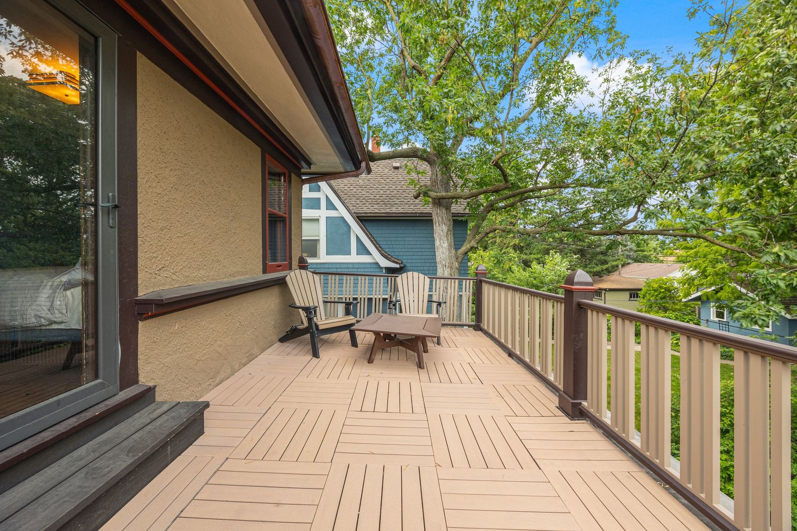 410 N Elmwood Avenue