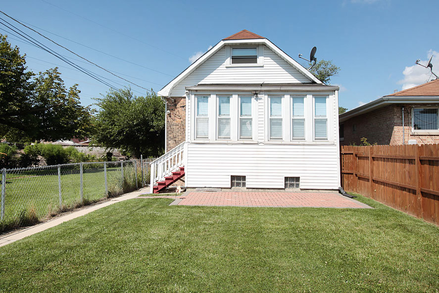 2707 Home Avenue