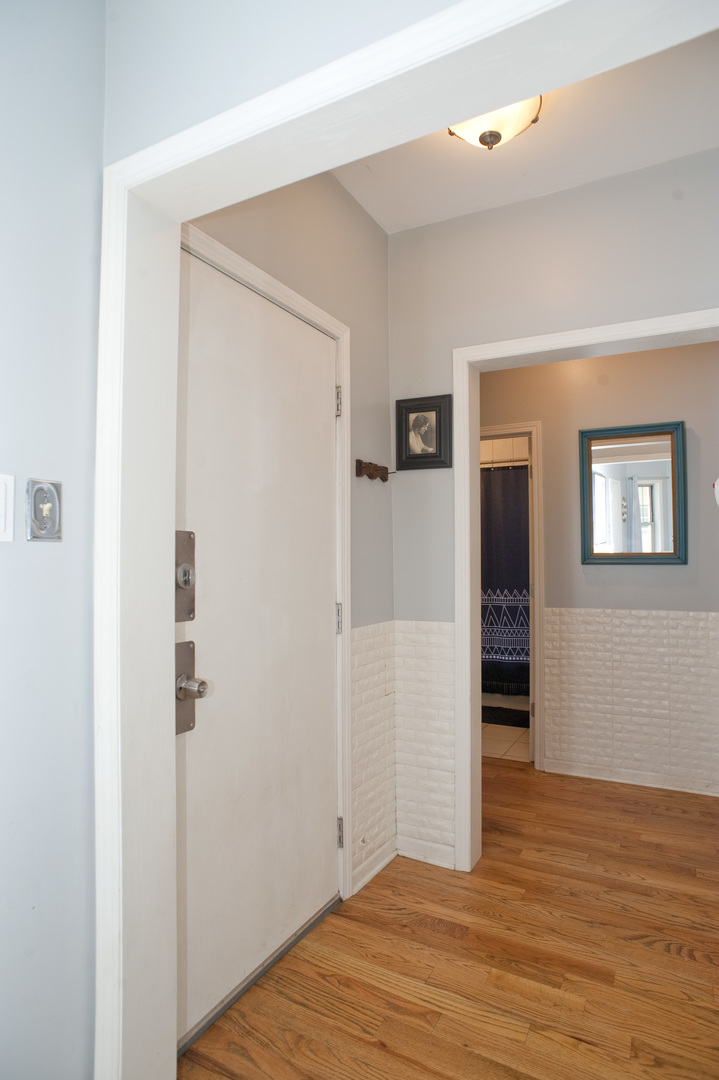 405 S Harvey Avenue Unit: 1B