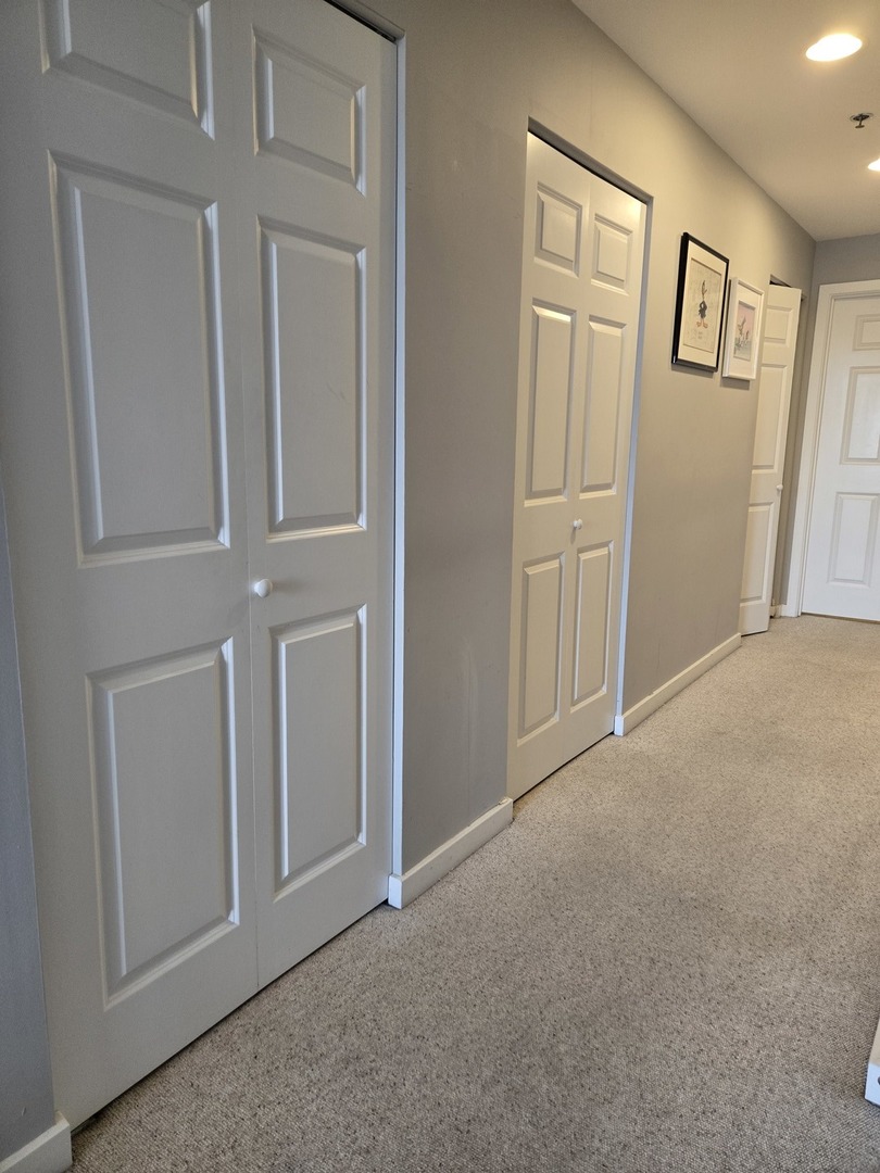 515 N Harlem Avenue Unit: 305