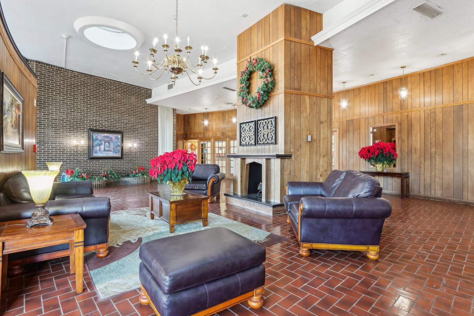 20 N Tower Road Unit: 1E