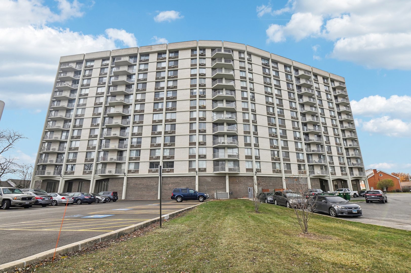 20 N Tower Road Unit: 1E