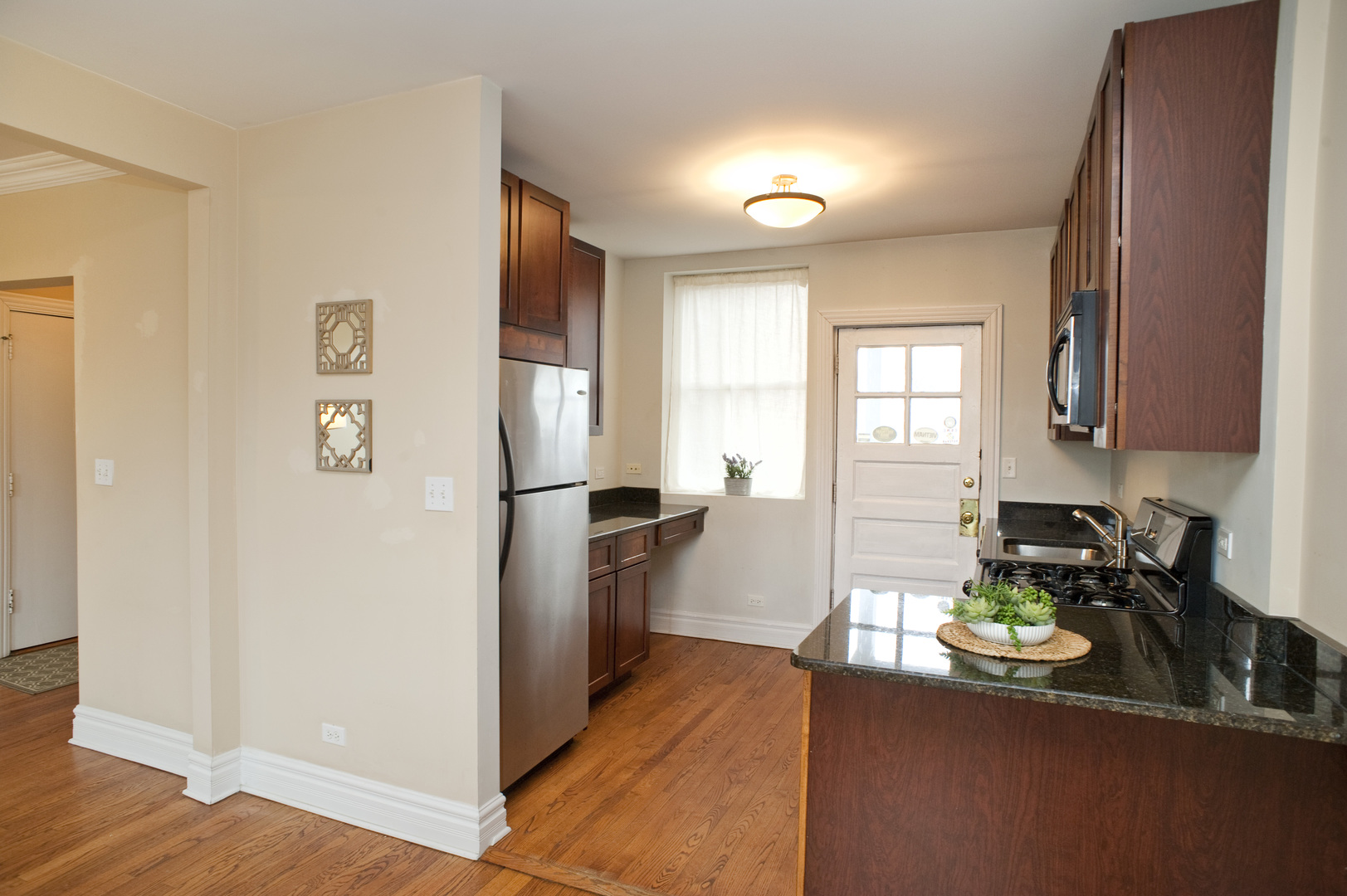 844 S Scoville Avenue Unit: 2