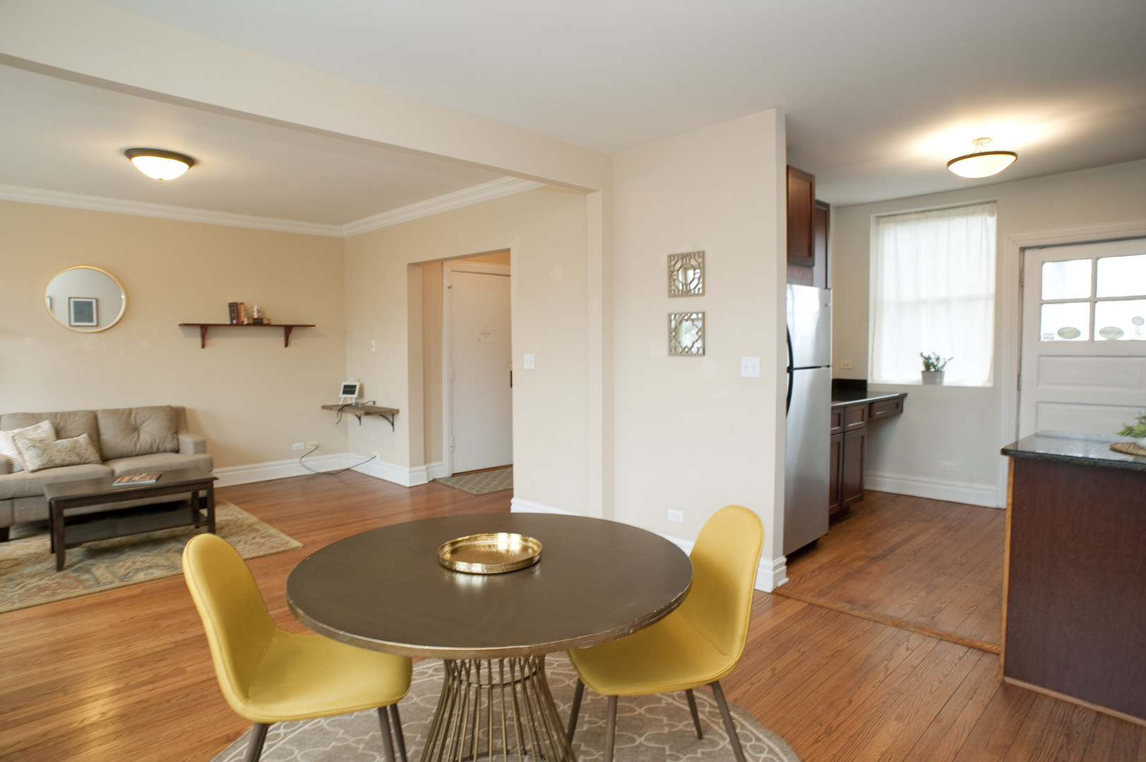 844 S Scoville Avenue Unit: 2