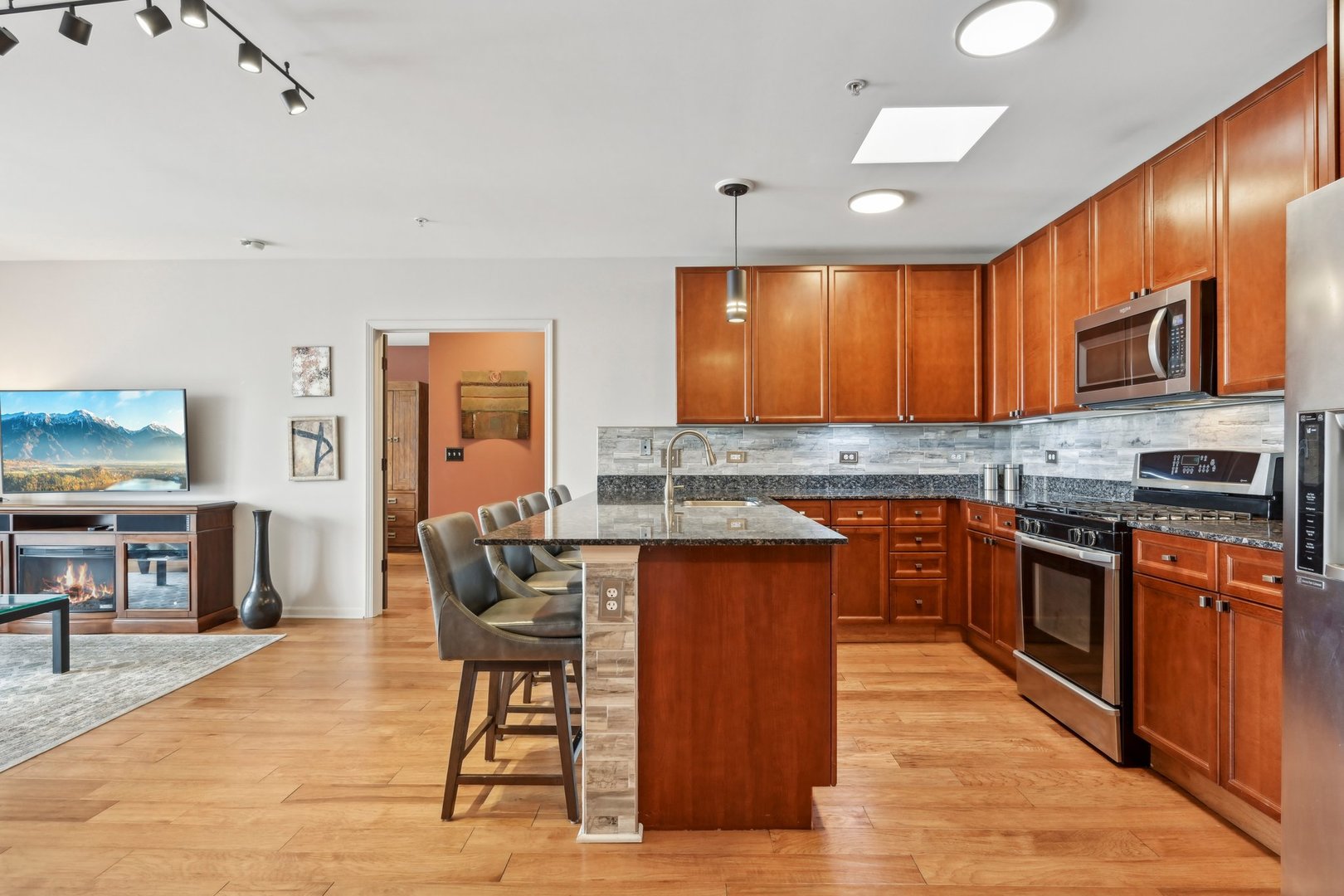 7757 Van Buren Street Unit: 514