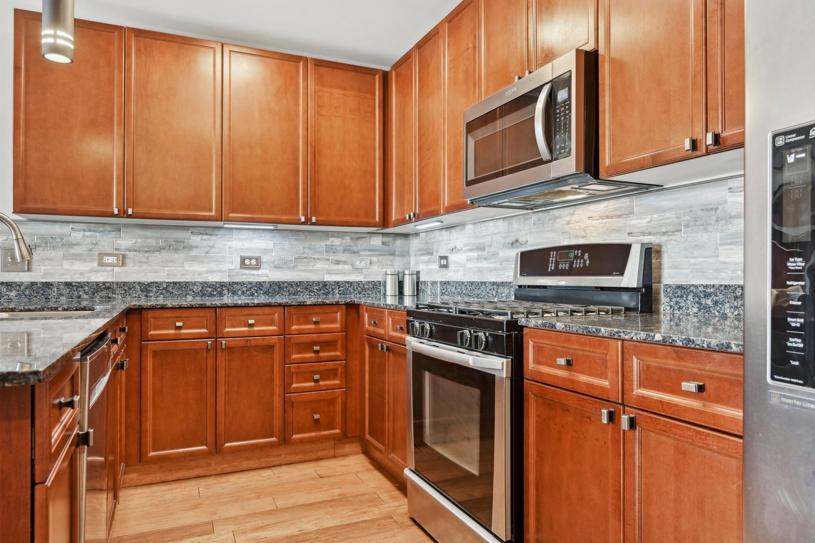 7757 Van Buren Street Unit: 514