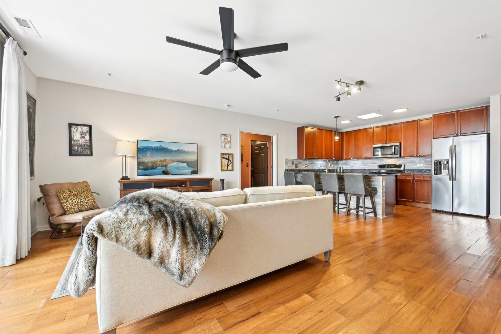 7757 Van Buren Street Unit: 514