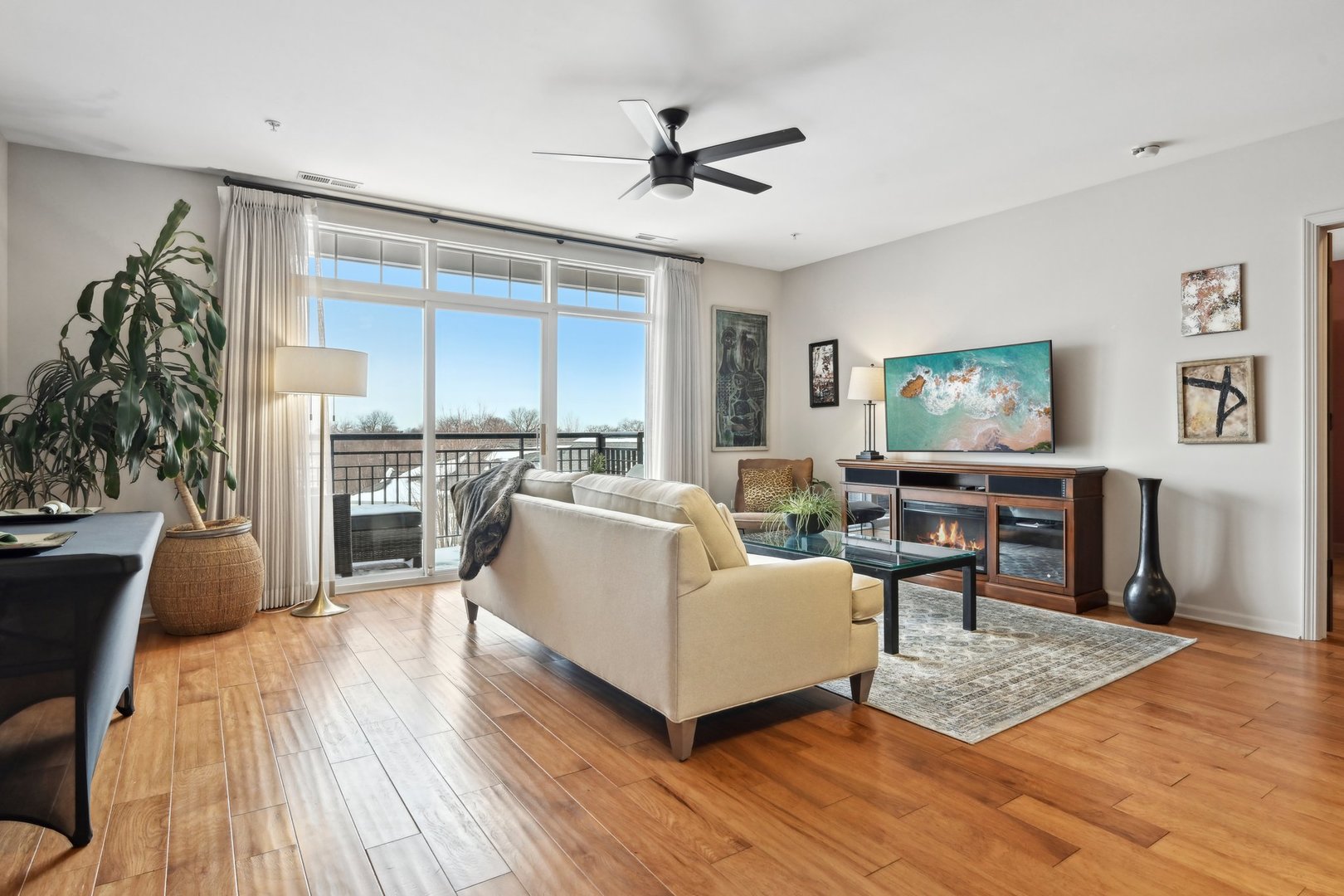 7757 Van Buren Street Unit: 514