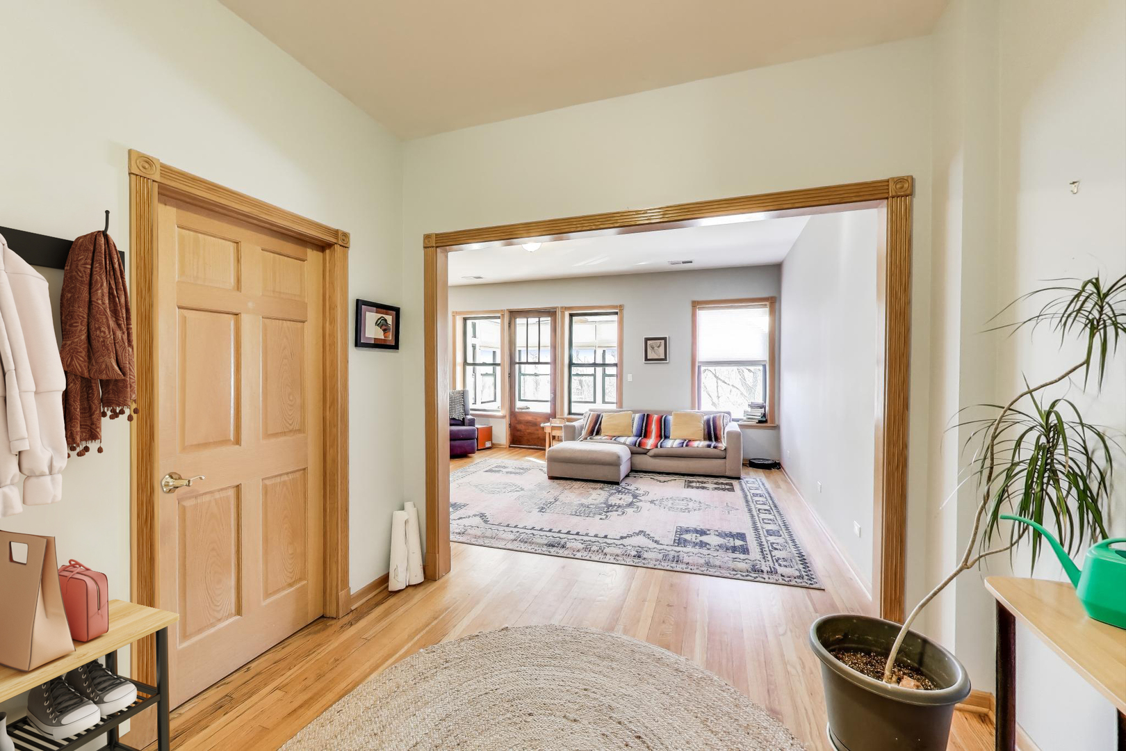 5323 S Woodlawn Avenue Unit: 3S