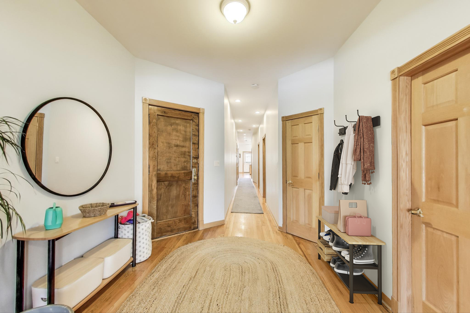 5323 S Woodlawn Avenue Unit: 3S