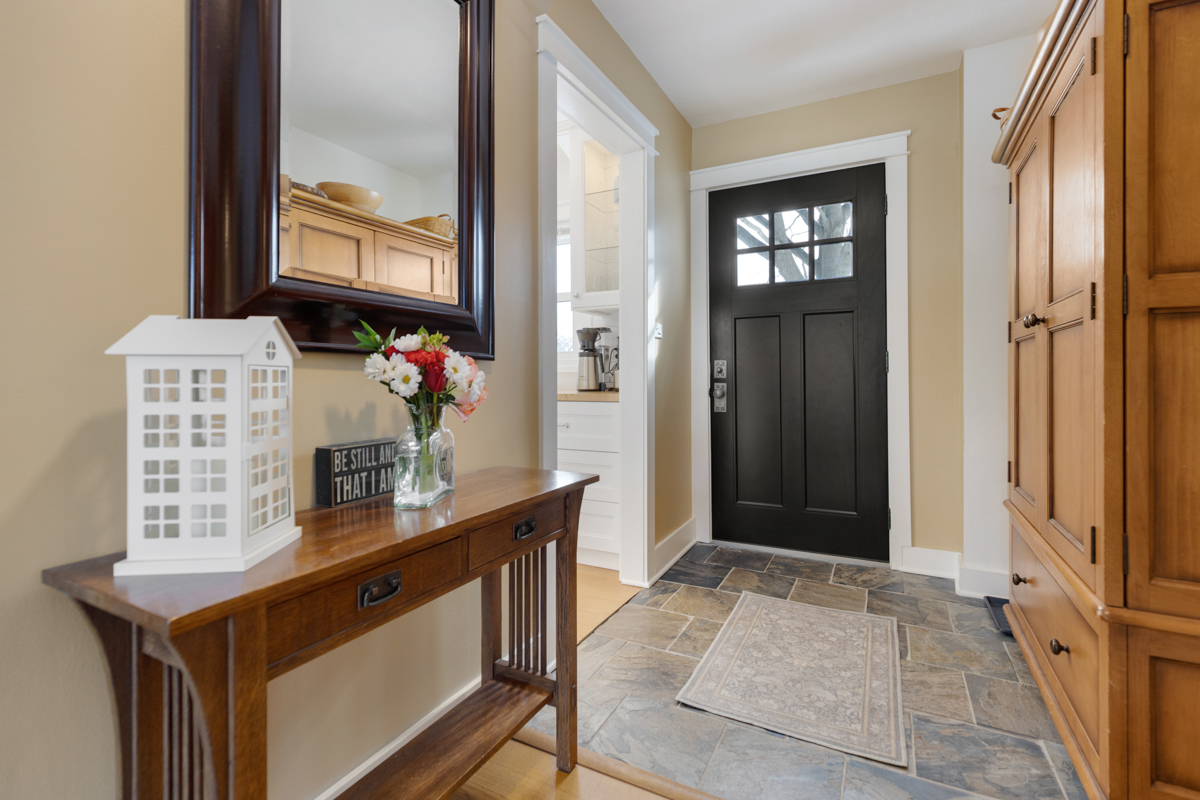 421 Countryside Drive