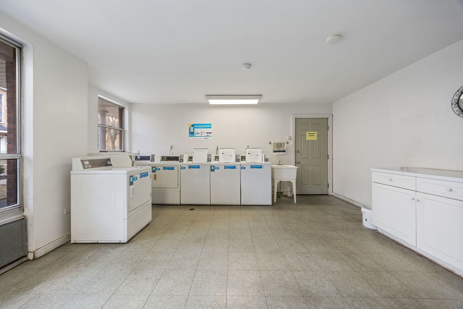 415 Wesley Avenue Unit: 1