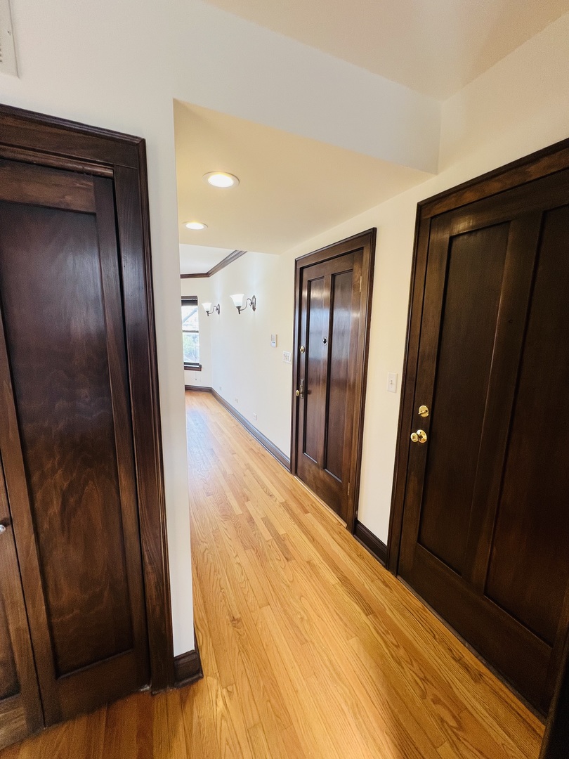 838 Wesley Avenue Unit: 2