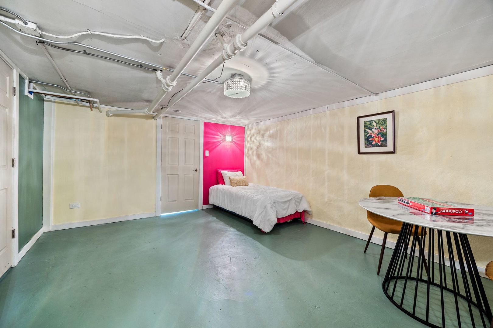 329 N Scoville Avenue