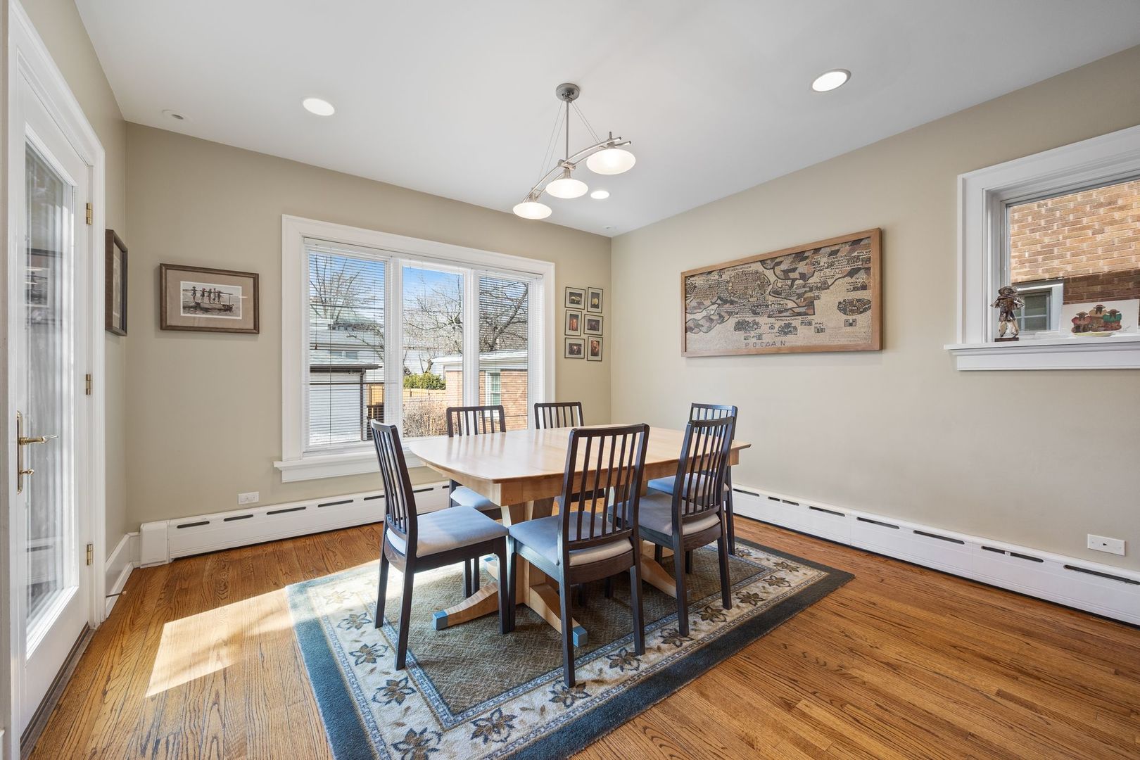 329 N Scoville Avenue