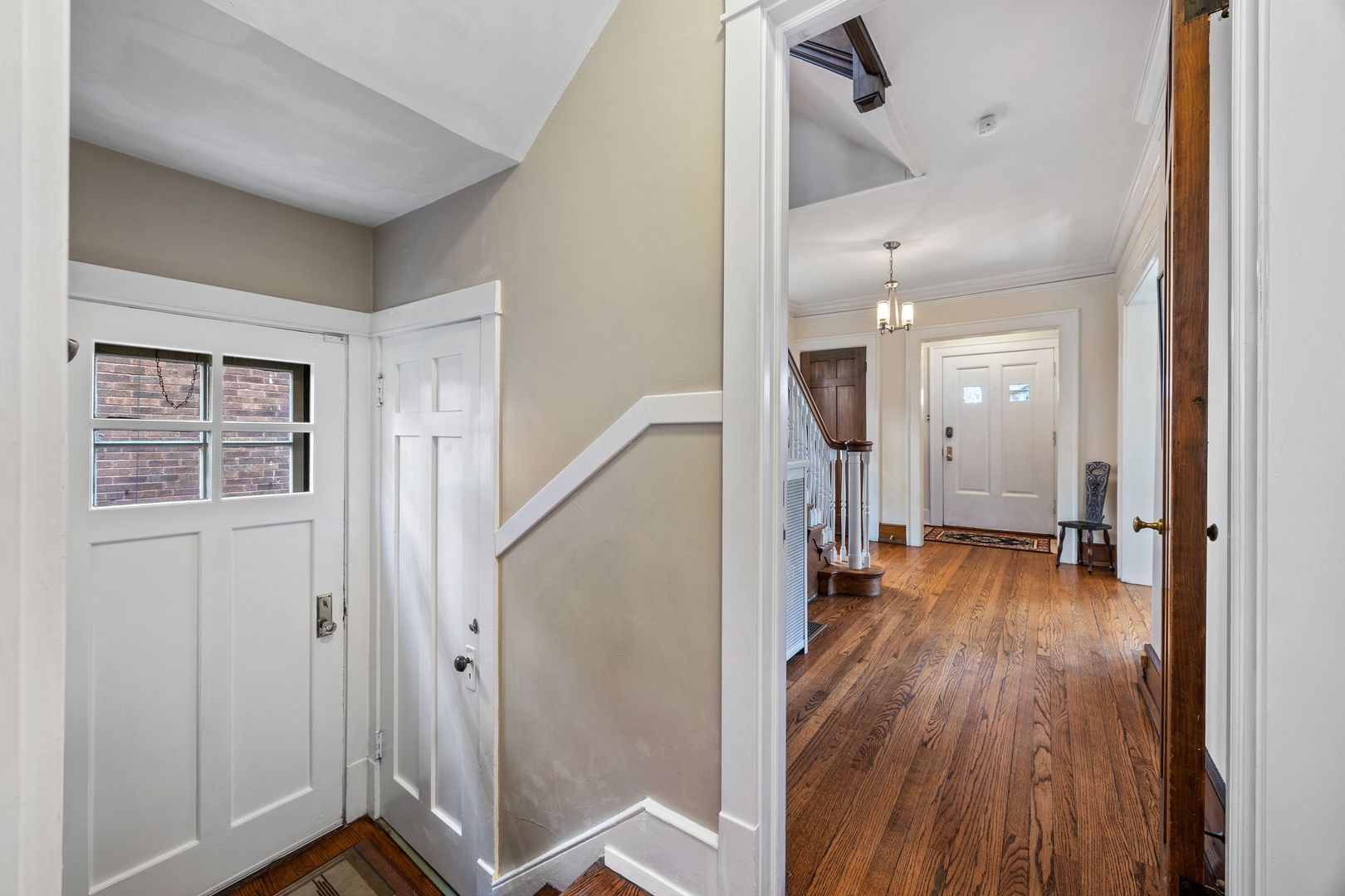 329 N Scoville Avenue