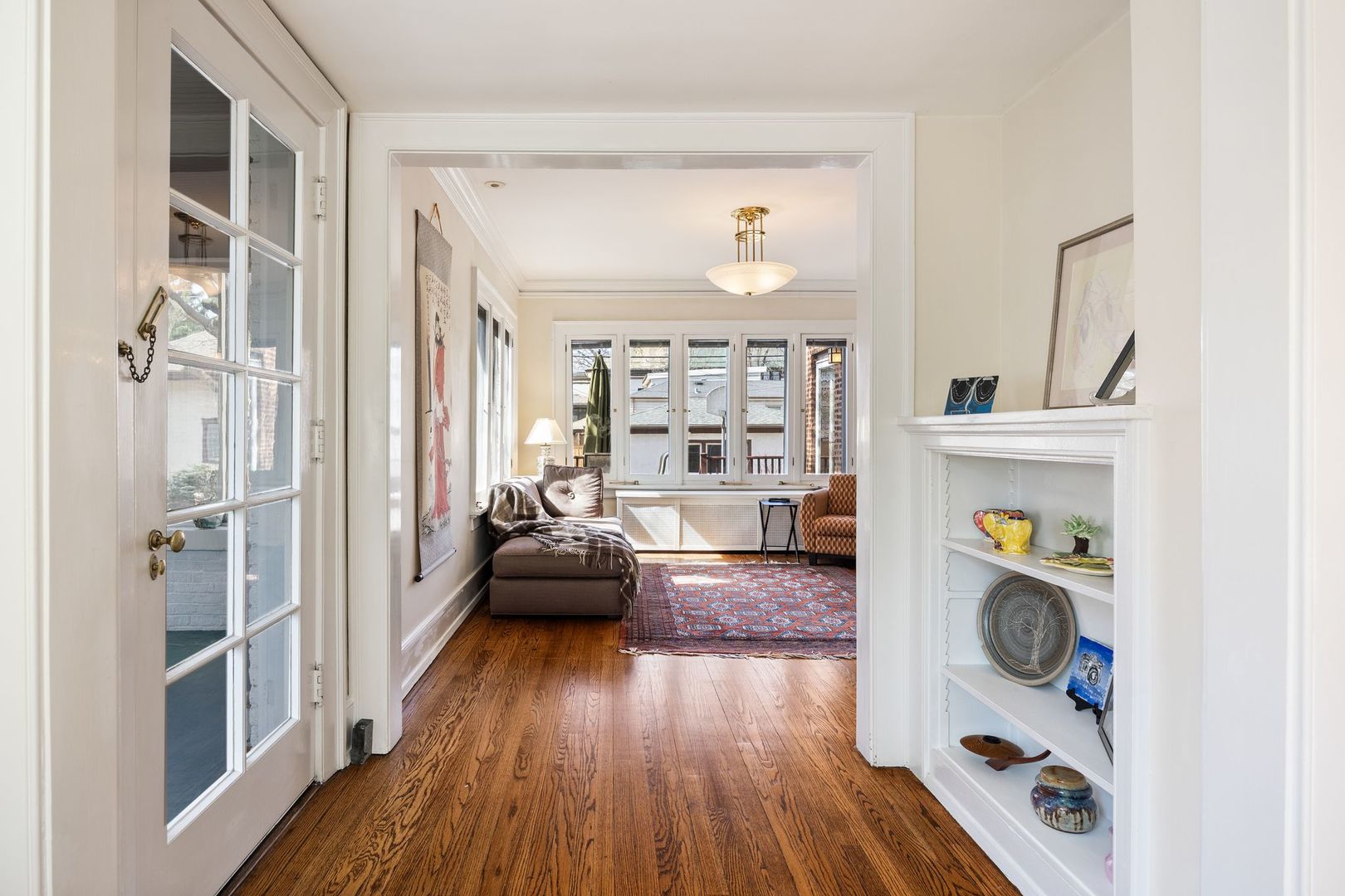 329 N Scoville Avenue