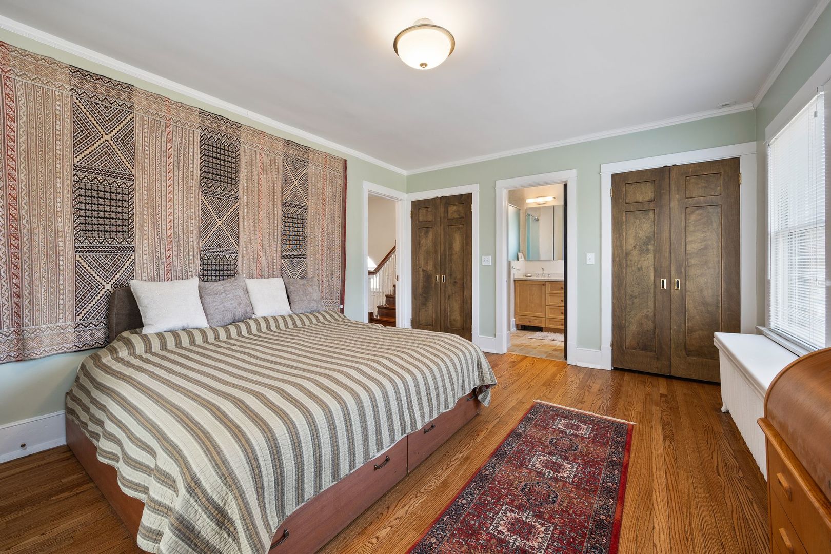 329 N Scoville Avenue