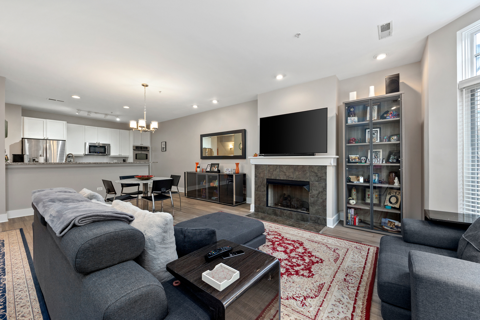 101 N Euclid Avenue Unit: 21