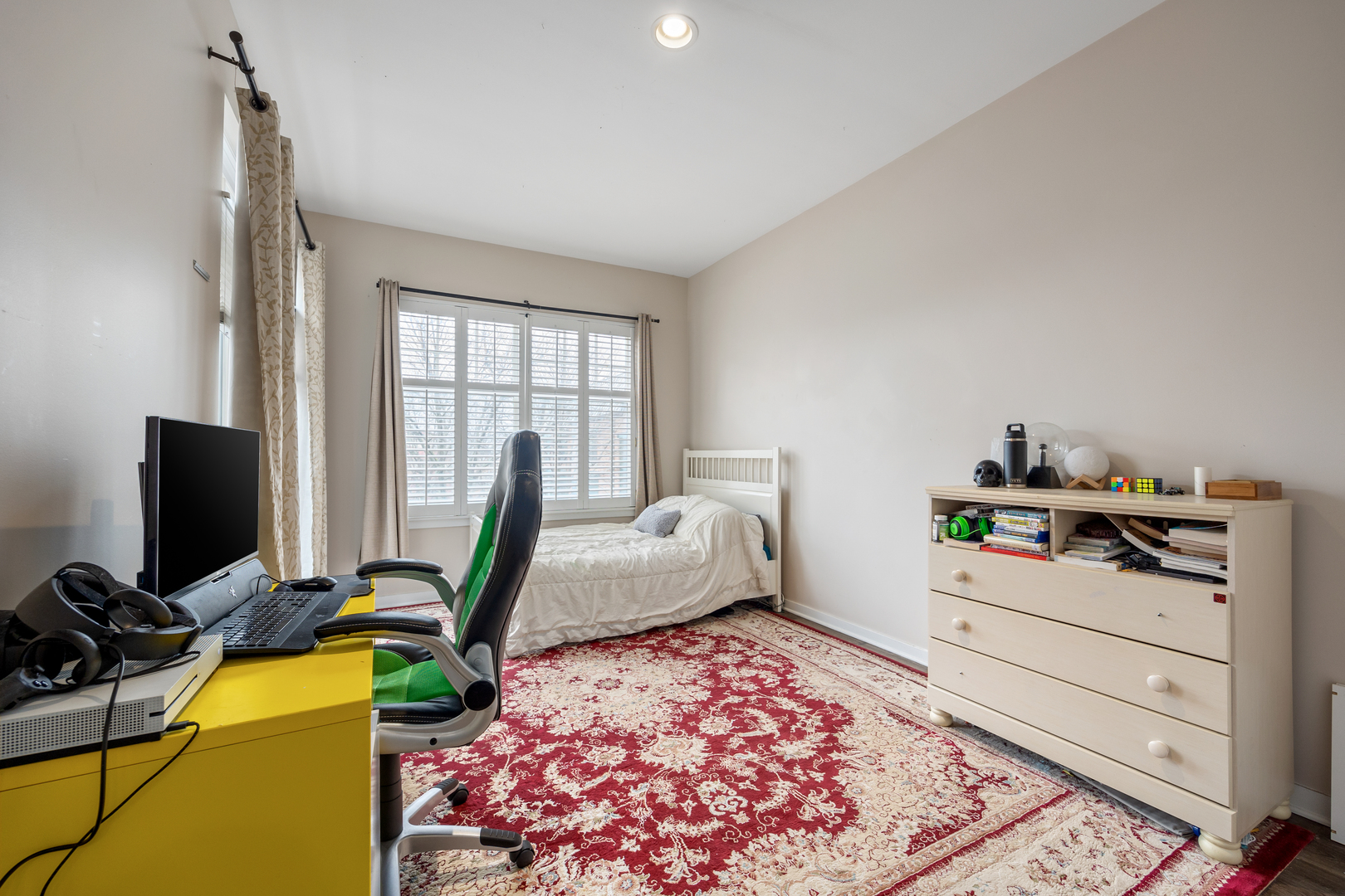 101 N Euclid Avenue Unit: 21