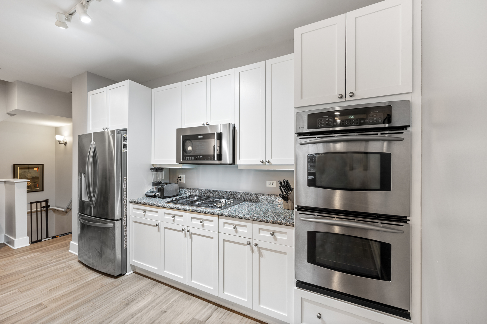 101 N Euclid Avenue Unit: 21