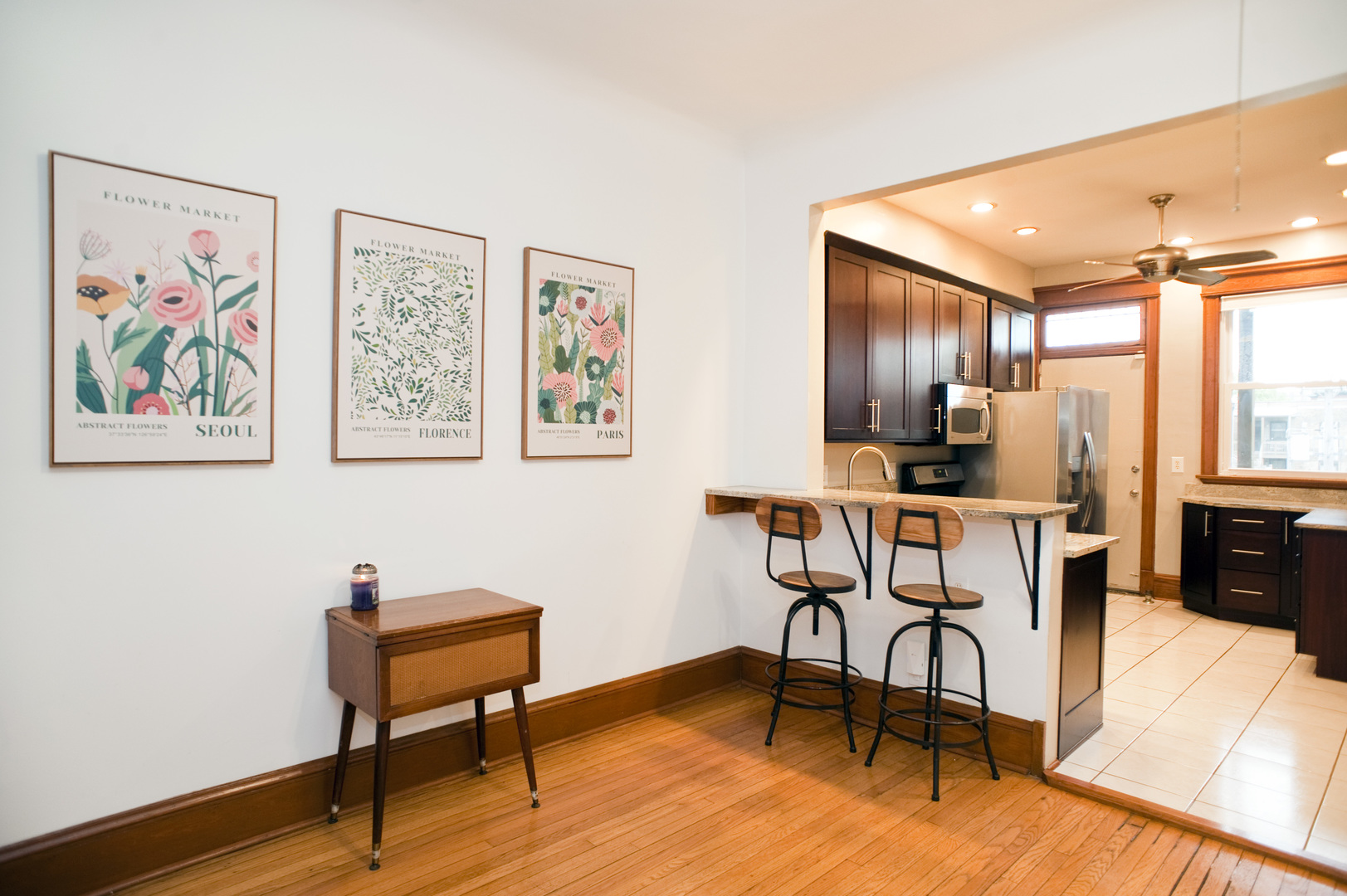 5338 S Greenwood Avenue Unit: 3