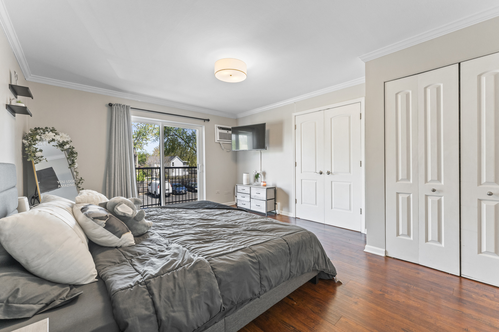 310 Lathrop Avenue Unit: 202-204