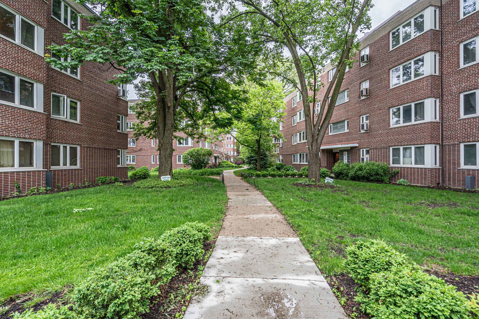 7204 Oak Avenue Unit: 1NW