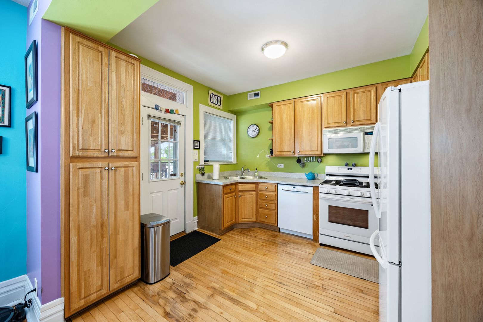 3300 Grove Avenue Unit: 3S