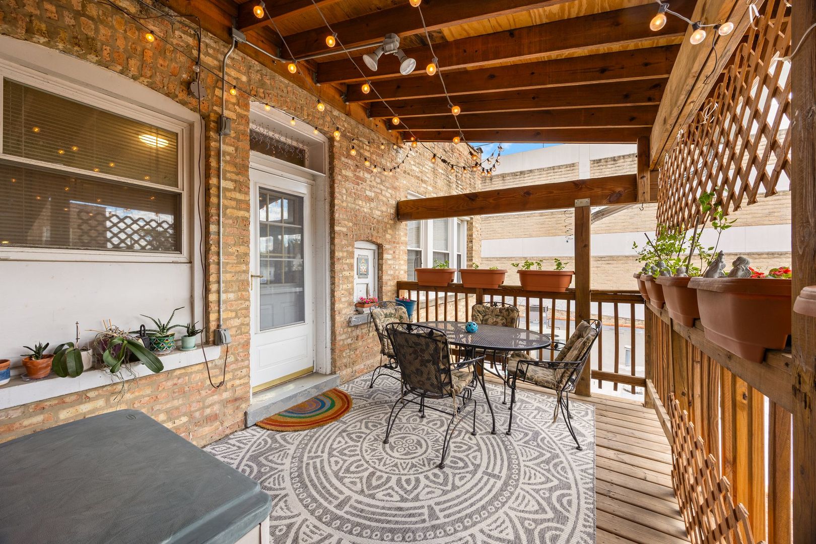 3300 Grove Avenue Unit: 3S