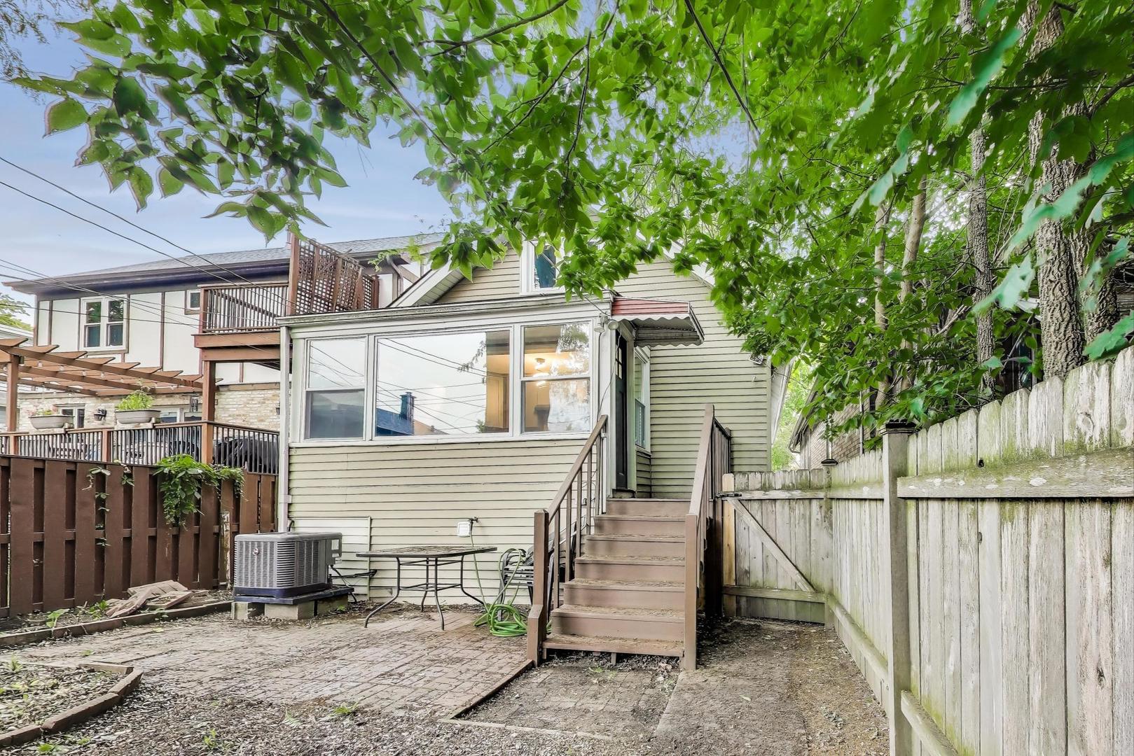 1007 Ferdinand Avenue