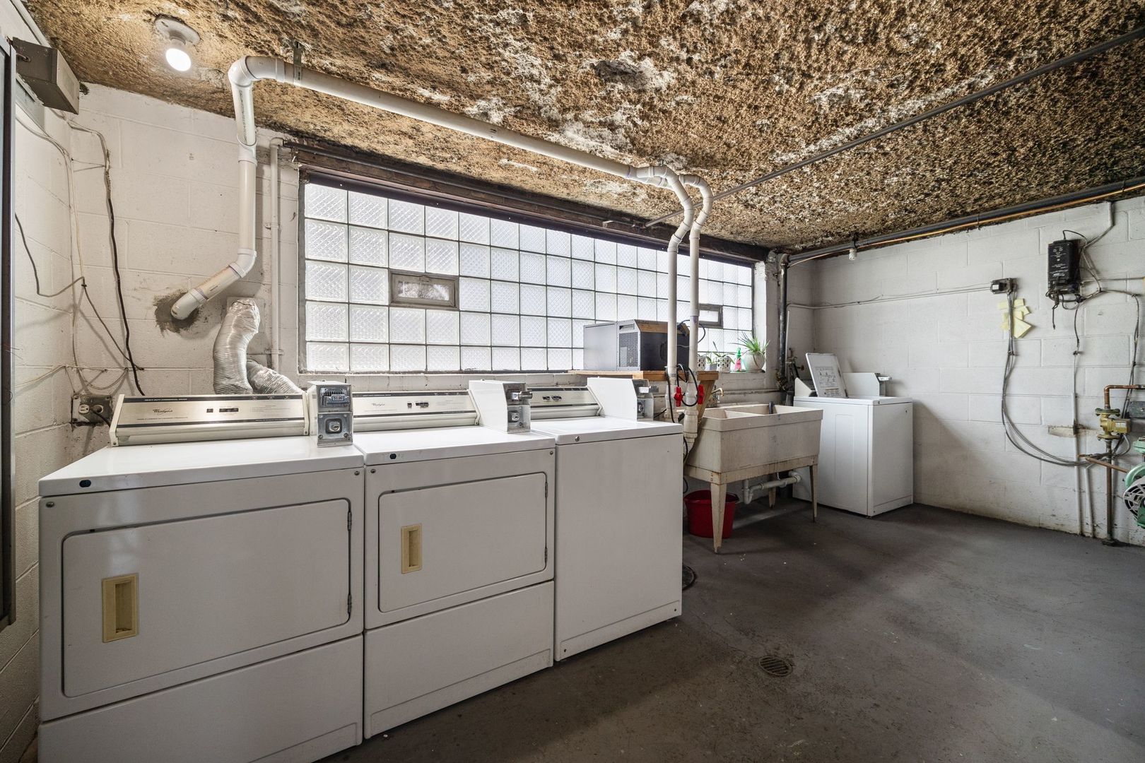 7233 Randolph Street Unit: 3C