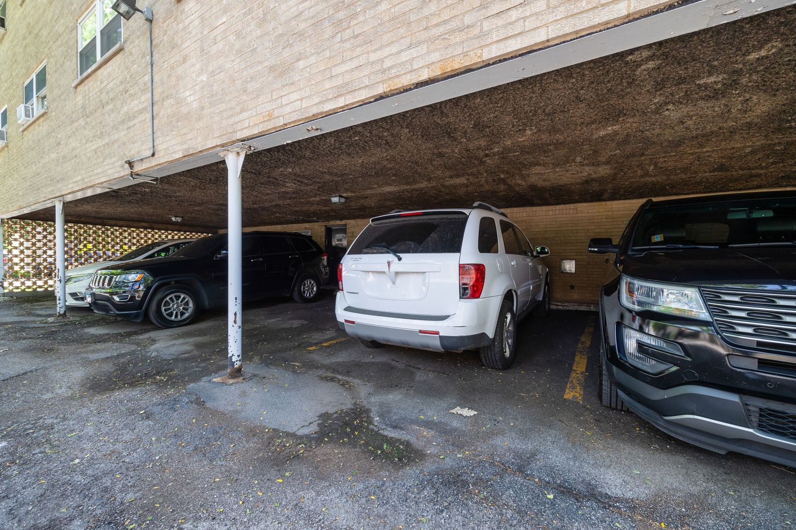 7233 Randolph Street Unit: 3C
