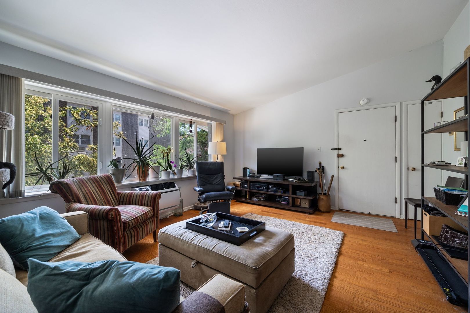7233 Randolph Street Unit: 3C