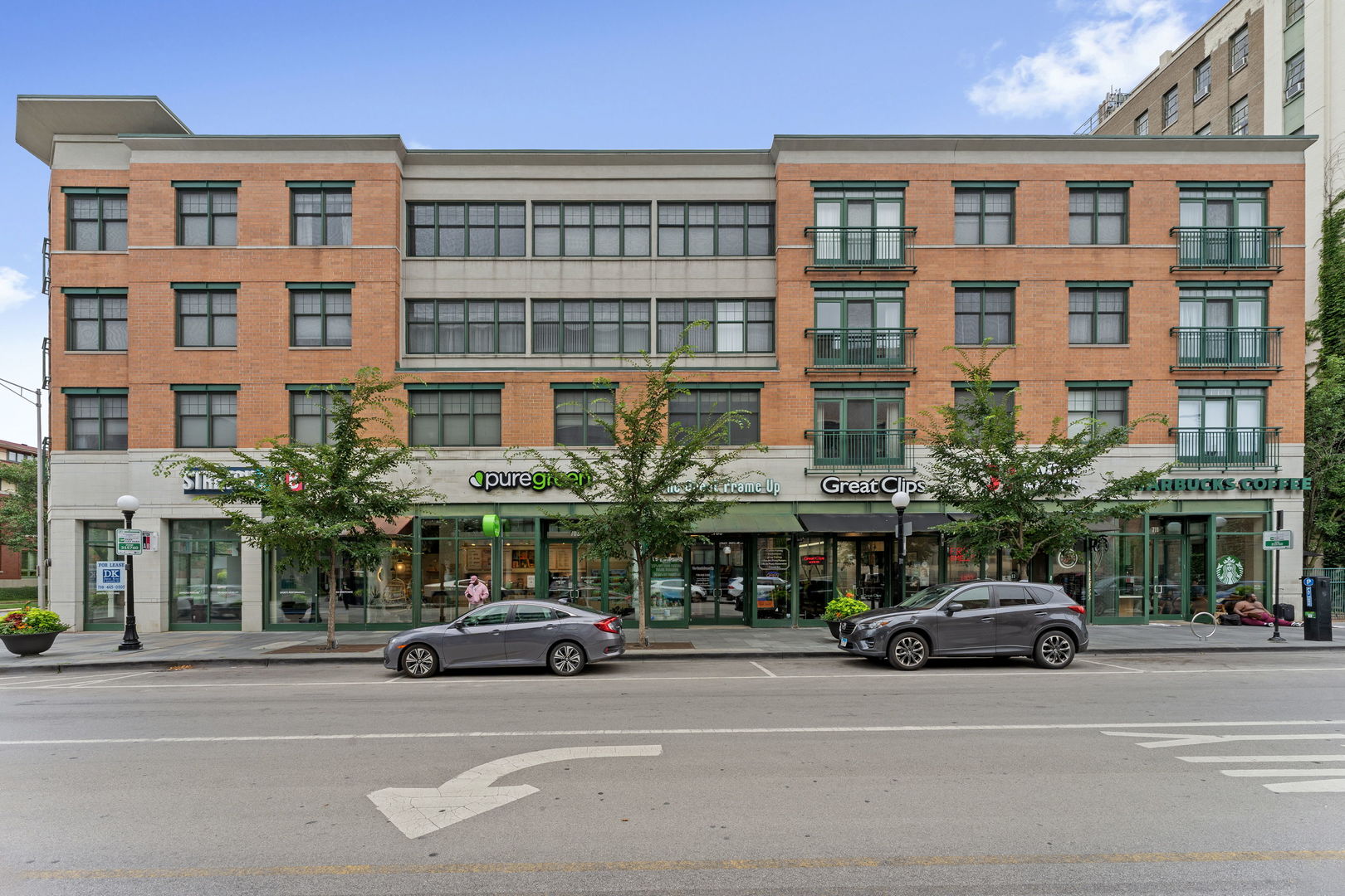 125 N Euclid Avenue Unit: 305