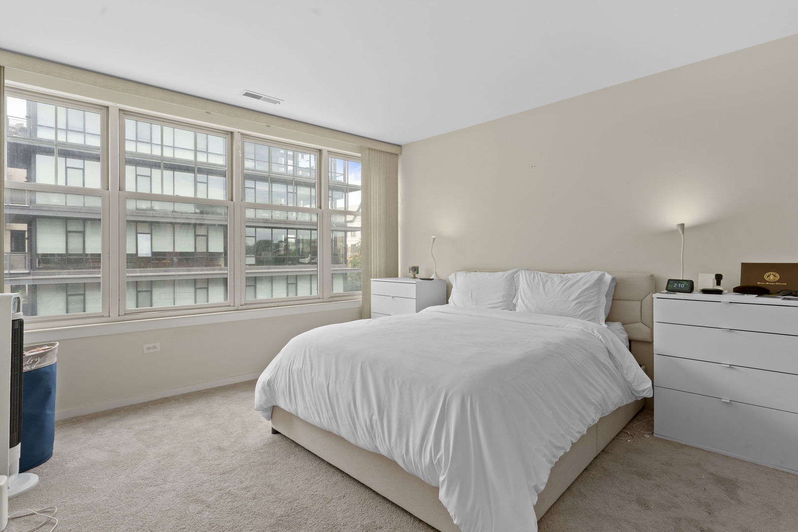 125 N Euclid Avenue Unit: 305
