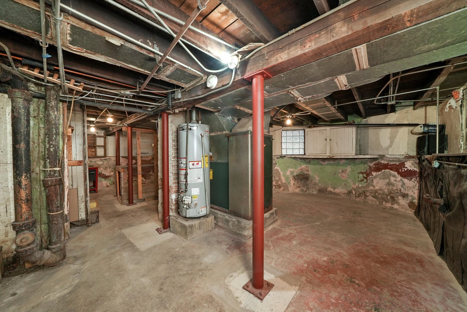 920 N Massasoit Avenue