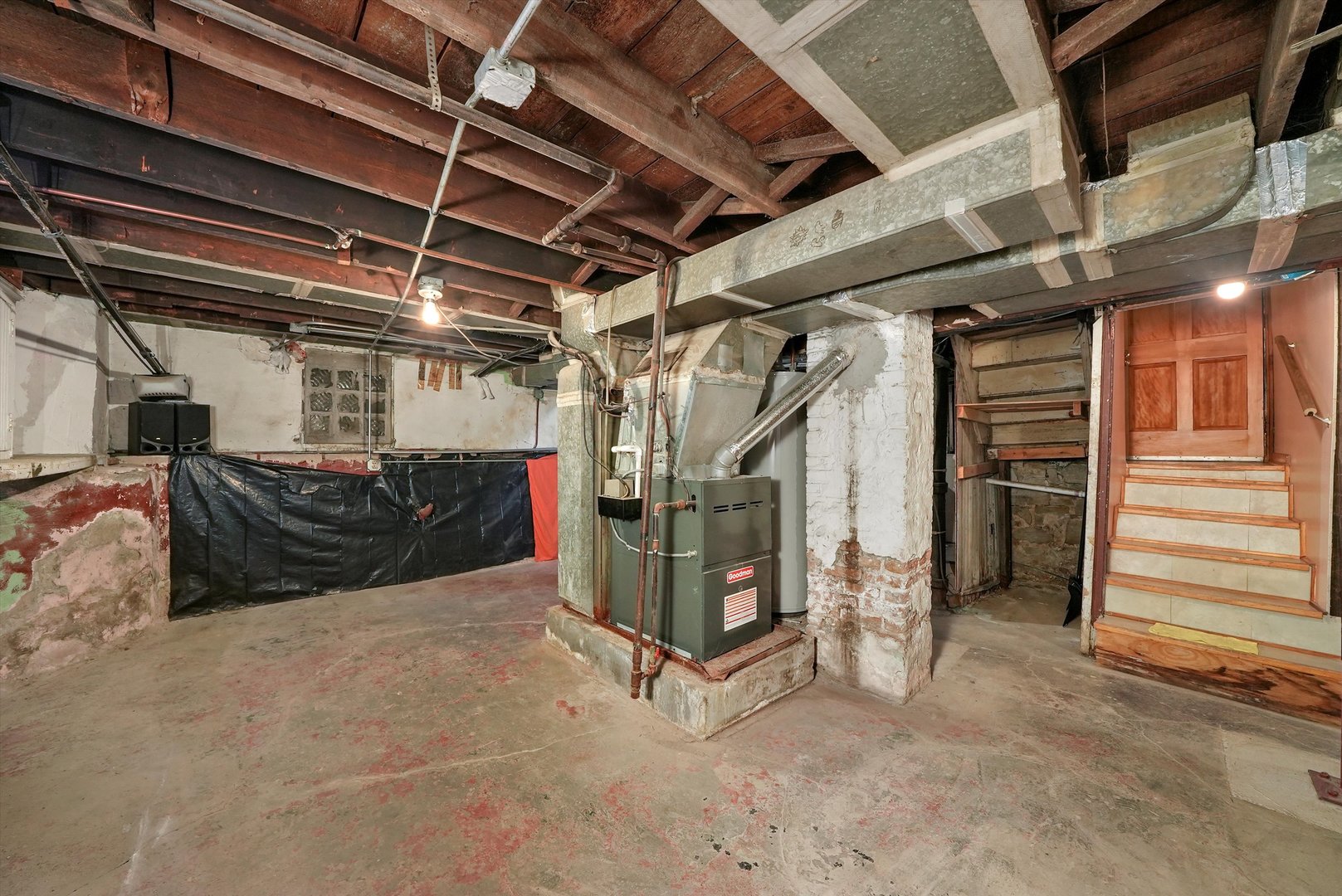 920 N Massasoit Avenue