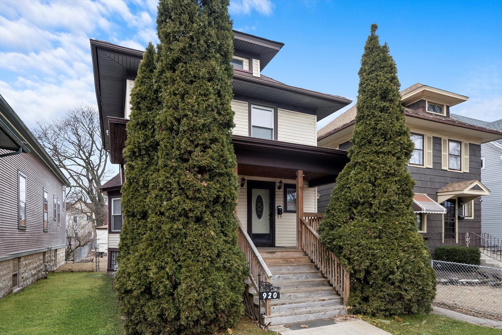 920 N Massasoit Avenue