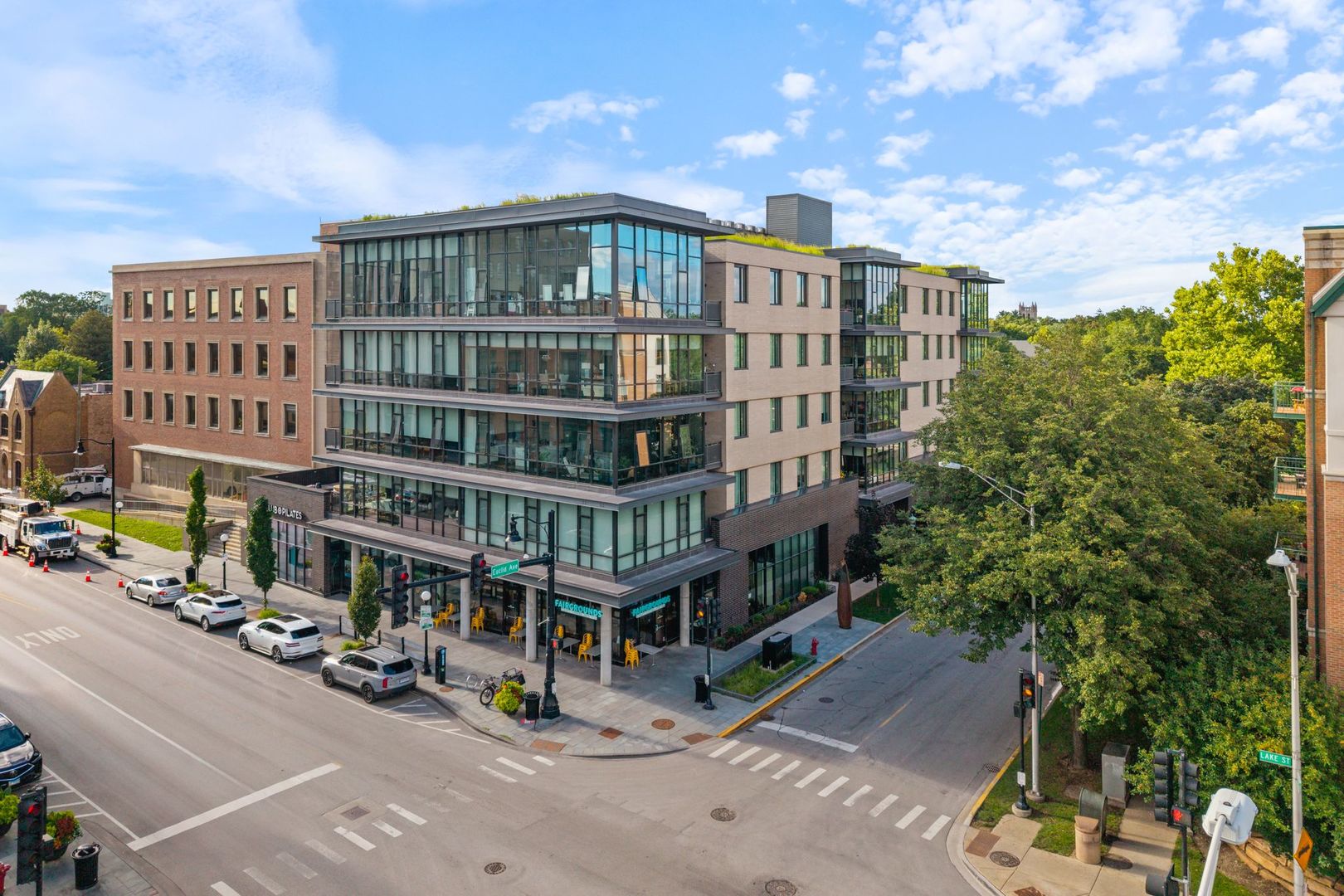 147 N Euclid Avenue Unit: 205