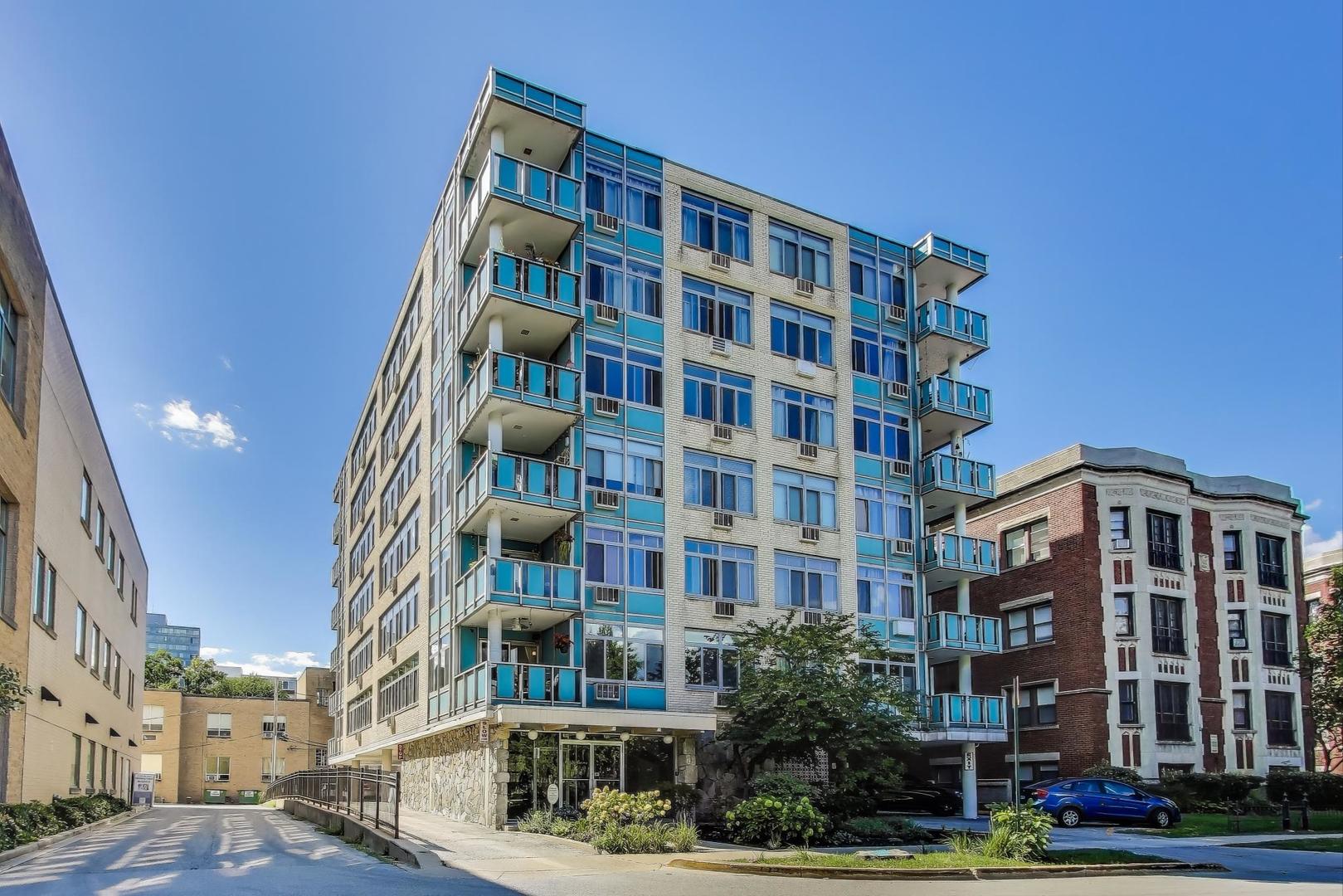 169 N GROVE Avenue Unit: 1A